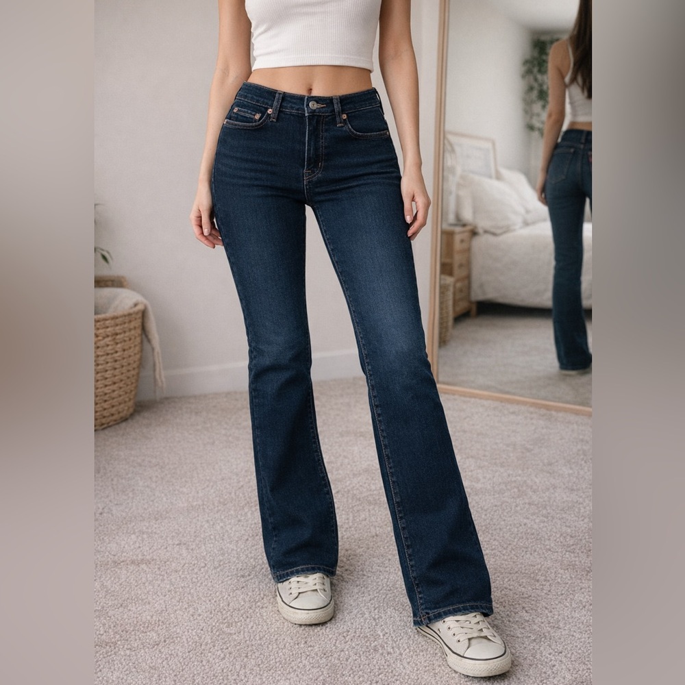 Vintage Levi's 512 Dark Blue Women’s Mid-Rise Boot Cut Jeans